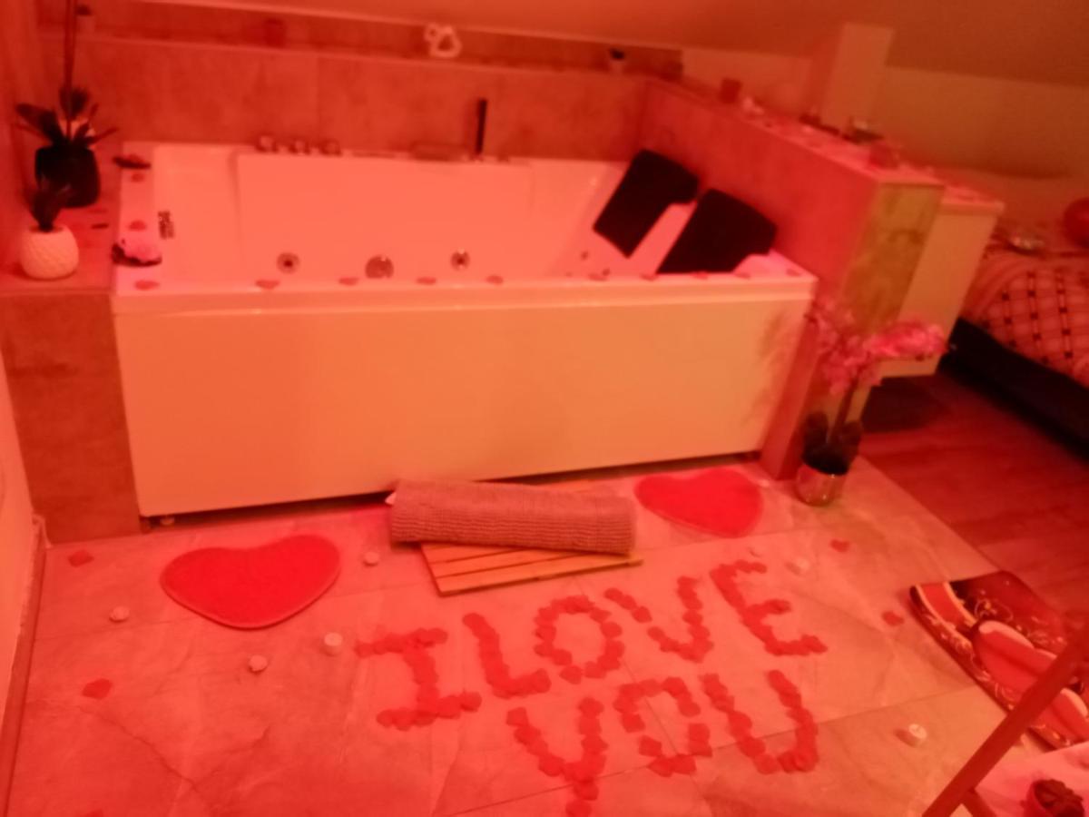 Studio Jacuzzi Au Centre Colmar Dış mekan fotoğraf